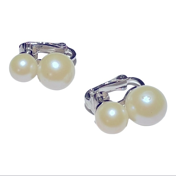 Vintage 50s FAUX Pearl clip earrings JUDY LEE JEWELRY from Private Collection - Picture 1 of 8